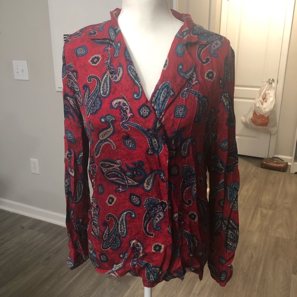 VTG Talbot’s Top Women’s Size 10 Red & Blue Swirly Paisley Button Up Blouse